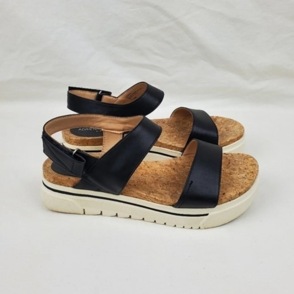 Adrienne vittadini Av-Doug black wedge sandals size 7.5M